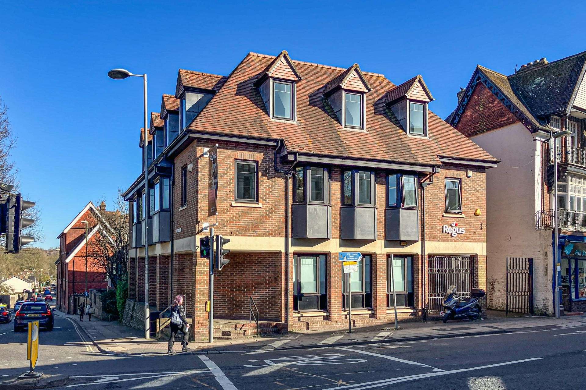 Ground Floor 1 Crown Walk, Winchester, Hampshire, SO23 8BB