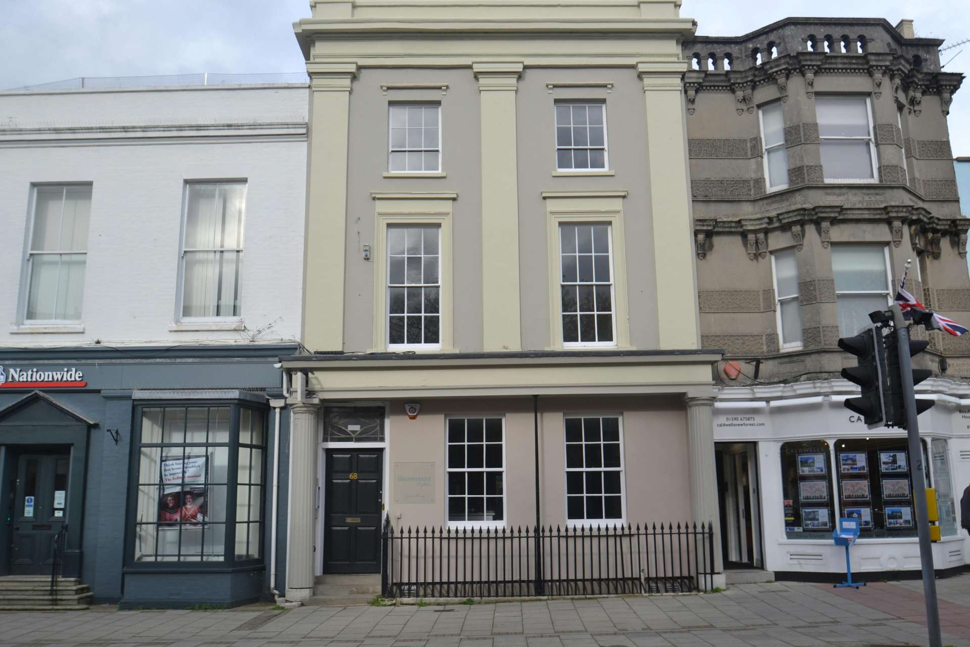68 High Street, Lymington, Hampshire, SO41 9AL