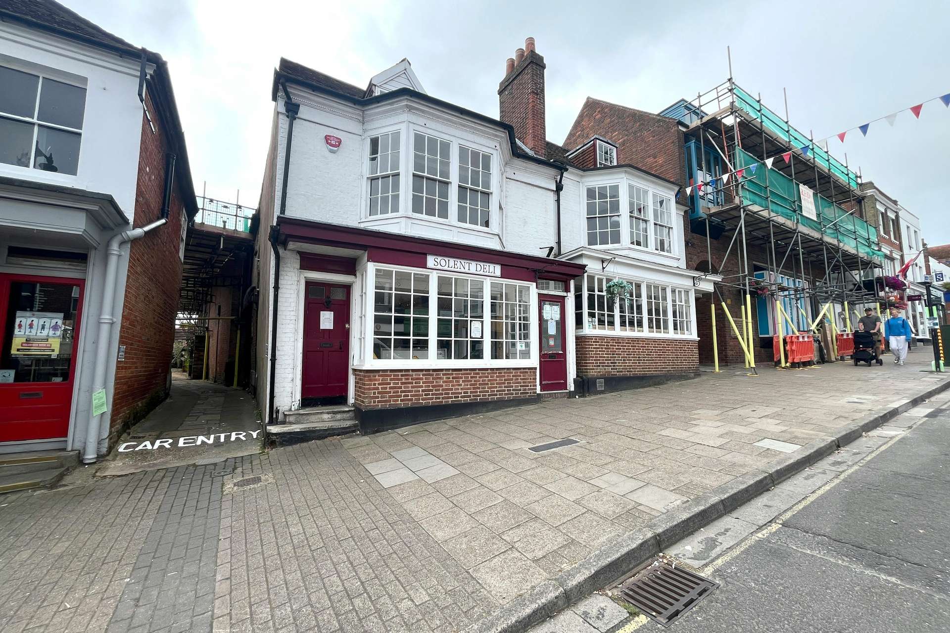 19 High Street, Lymington, Hampshire, SO41 9AD