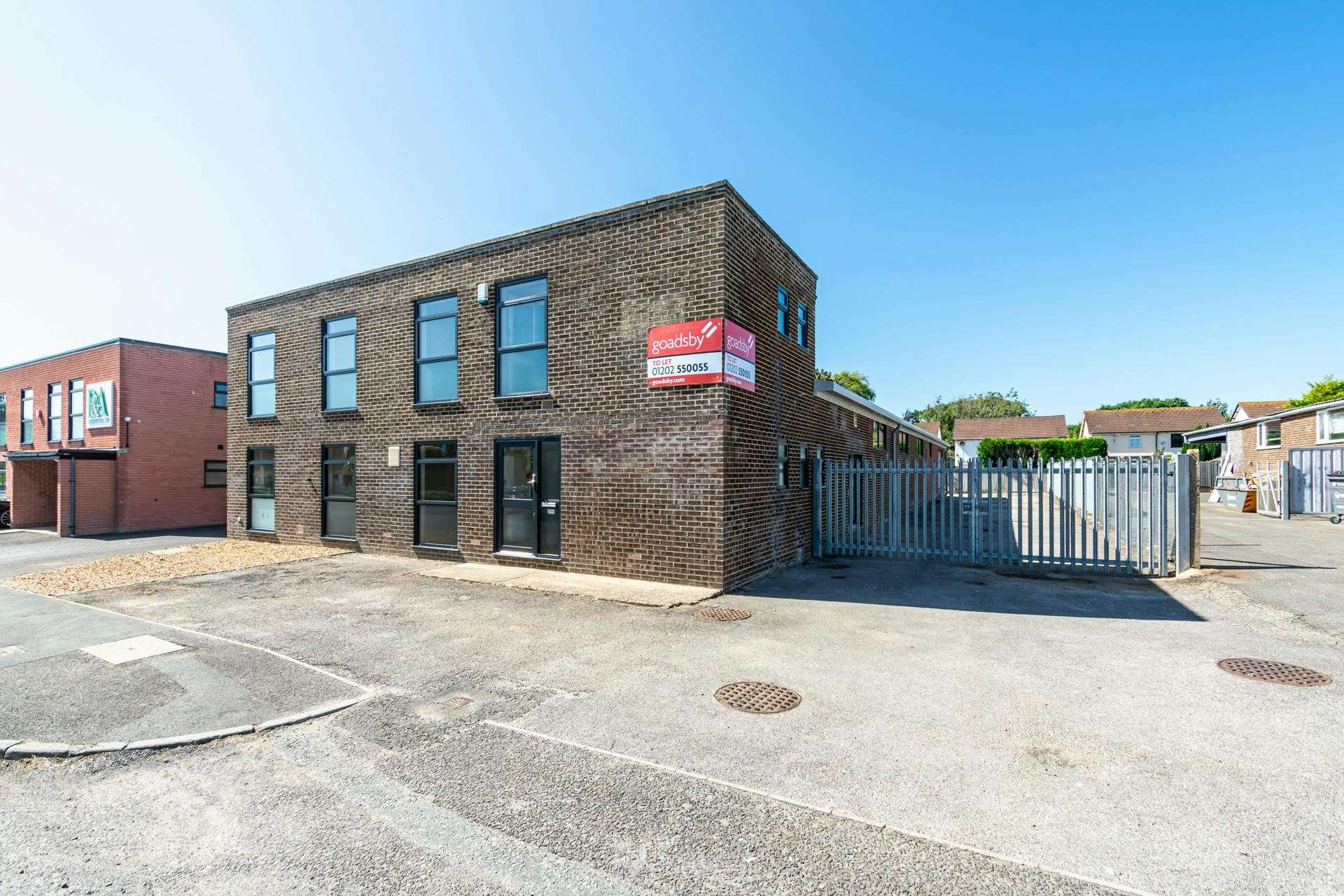 Unit 2 Queensway, New Milton, Hampshire, BH25 5NN