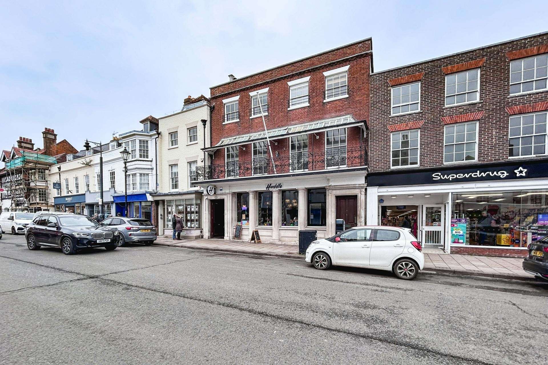First & Second Floors, 102 High Street, Lymington, Hampshire, SO41 9ZP