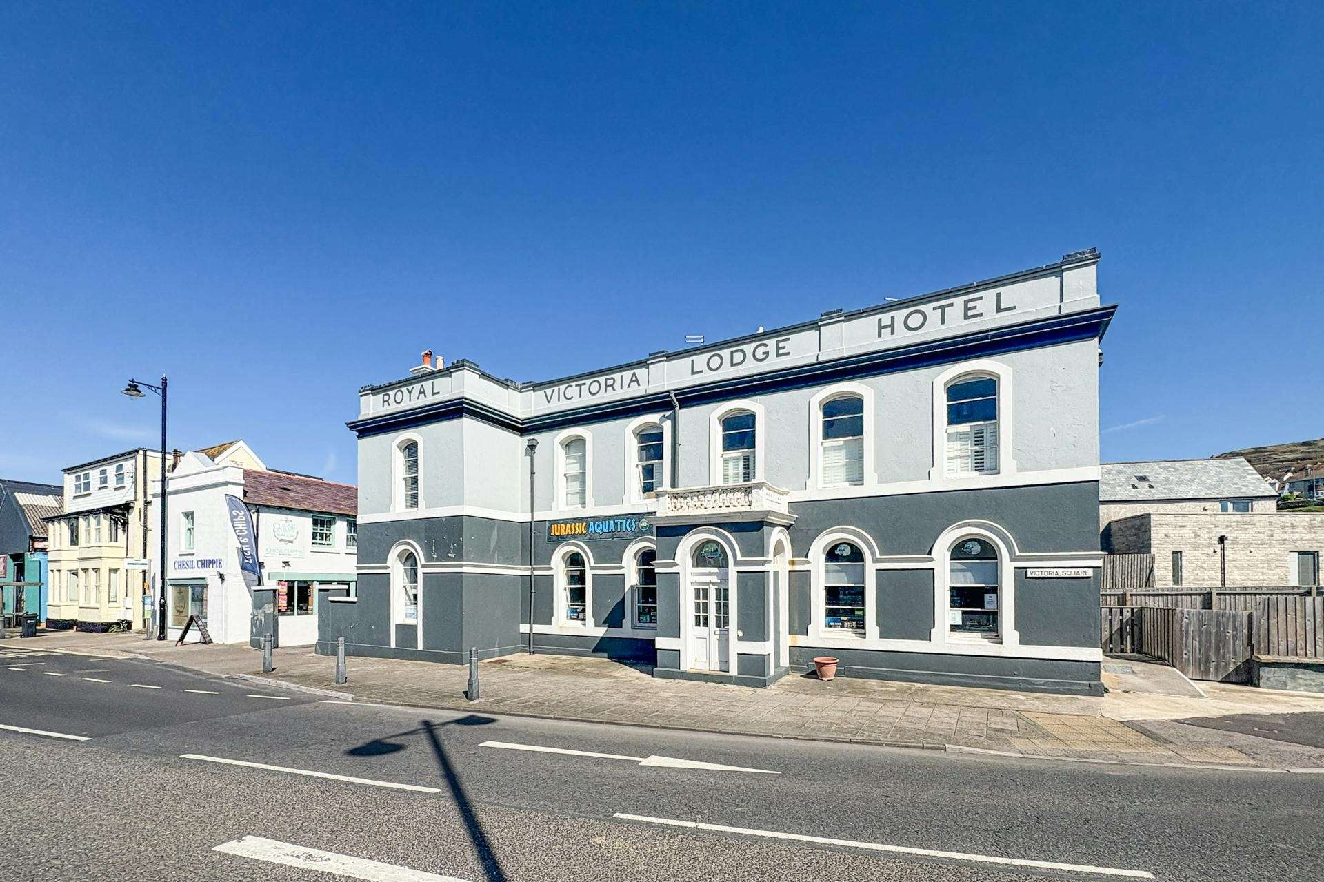 Former Royal Victoria Public House, Portland, Dorset, DT5 1AL