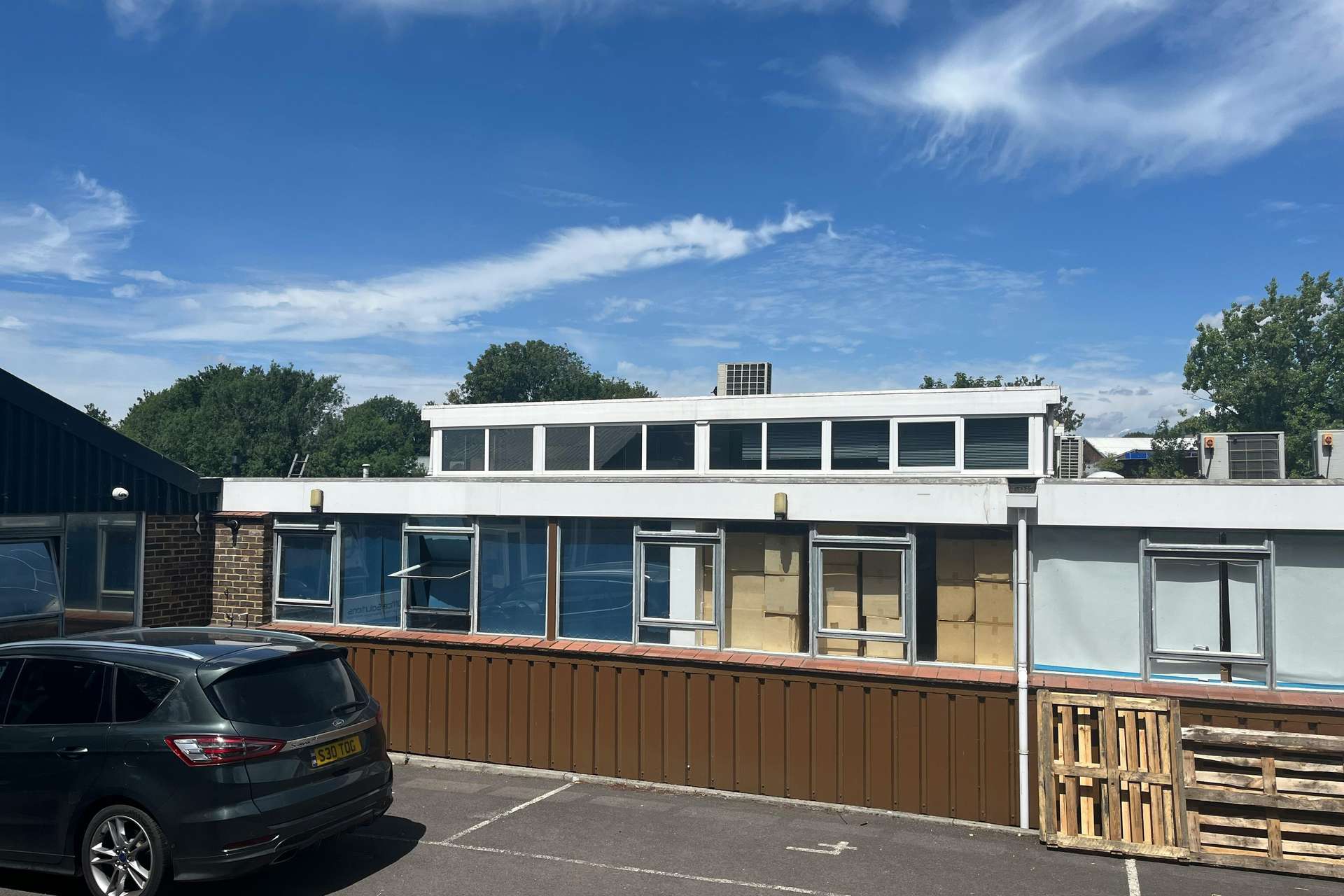 Unit 6b, Scylla Industrial Estate, Winchester, Hampshire, SO23 0LD