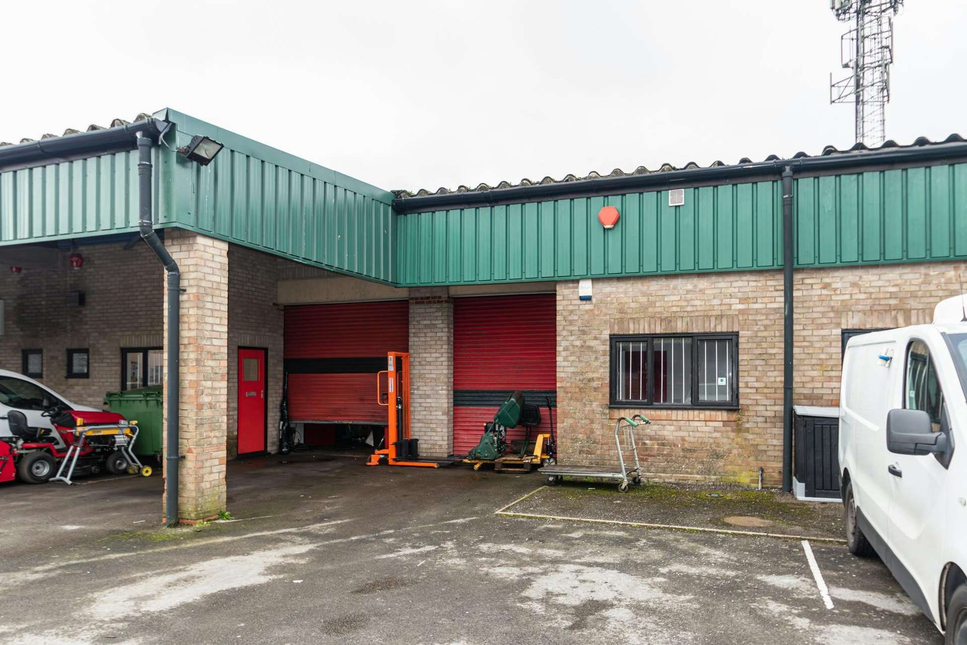 Unit 15 Williams Industrial Estate, New Milton, Hampshire, BH25 6SH