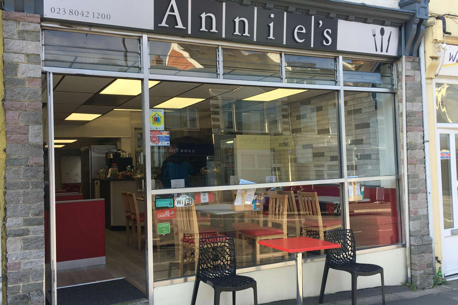 Annies Cafe, Southampton, Hampshire, SO19 9AA