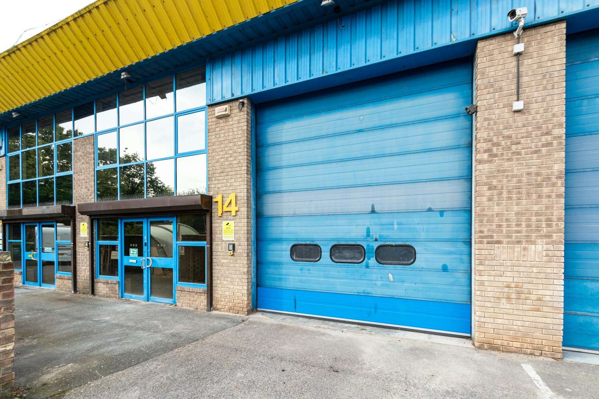 Unit 14 Fleetsbridge Business Centre, Poole, Dorset, BH17 7AF