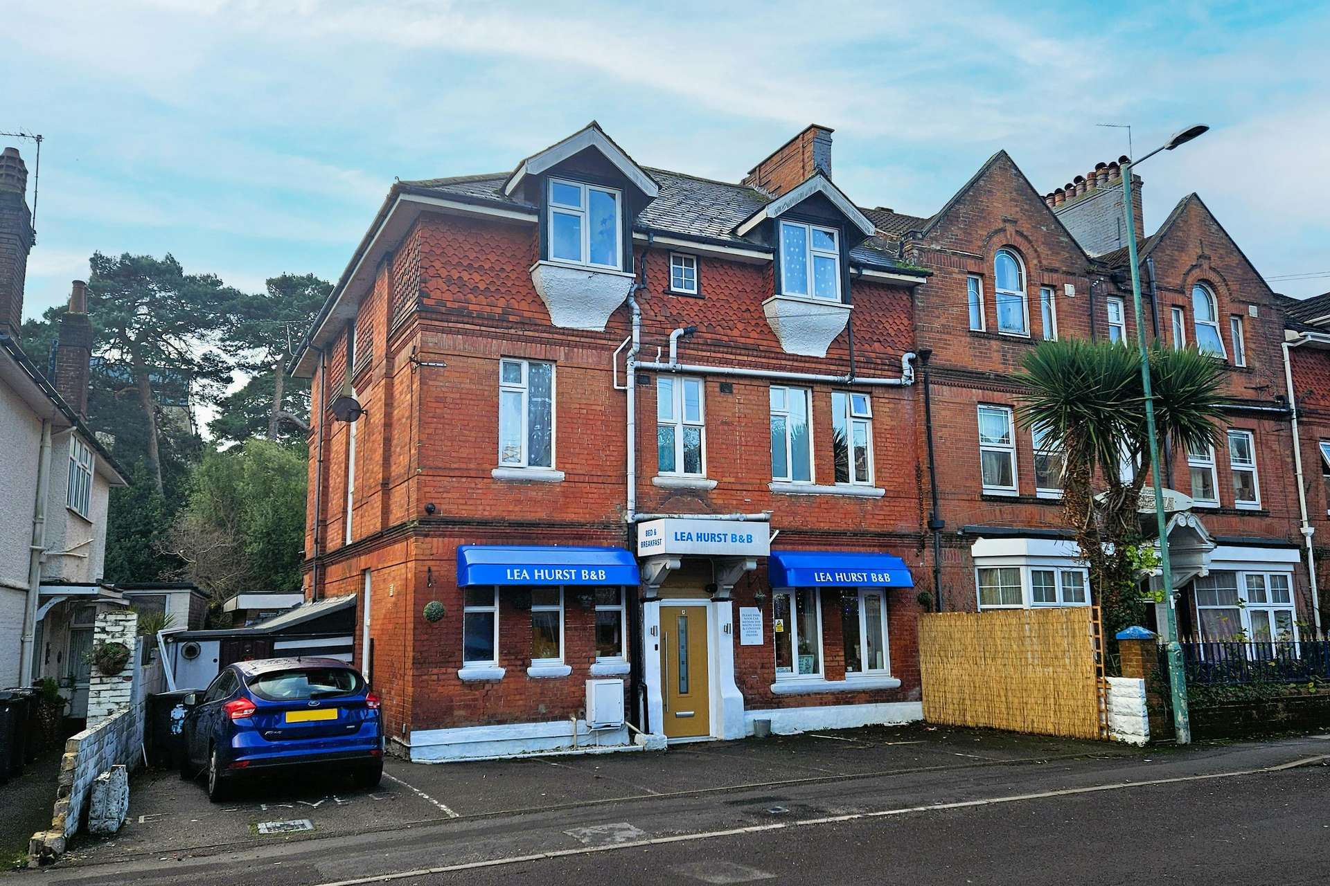 Lea Hurst B&B, Bournemouth, Dorset, BH1 3RZ