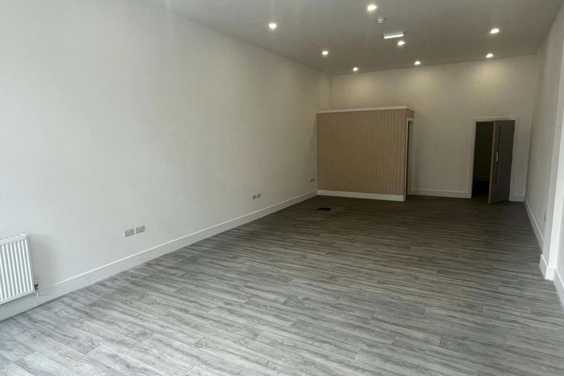 54 West Street, Havant, Hampshire, PO9 1PG