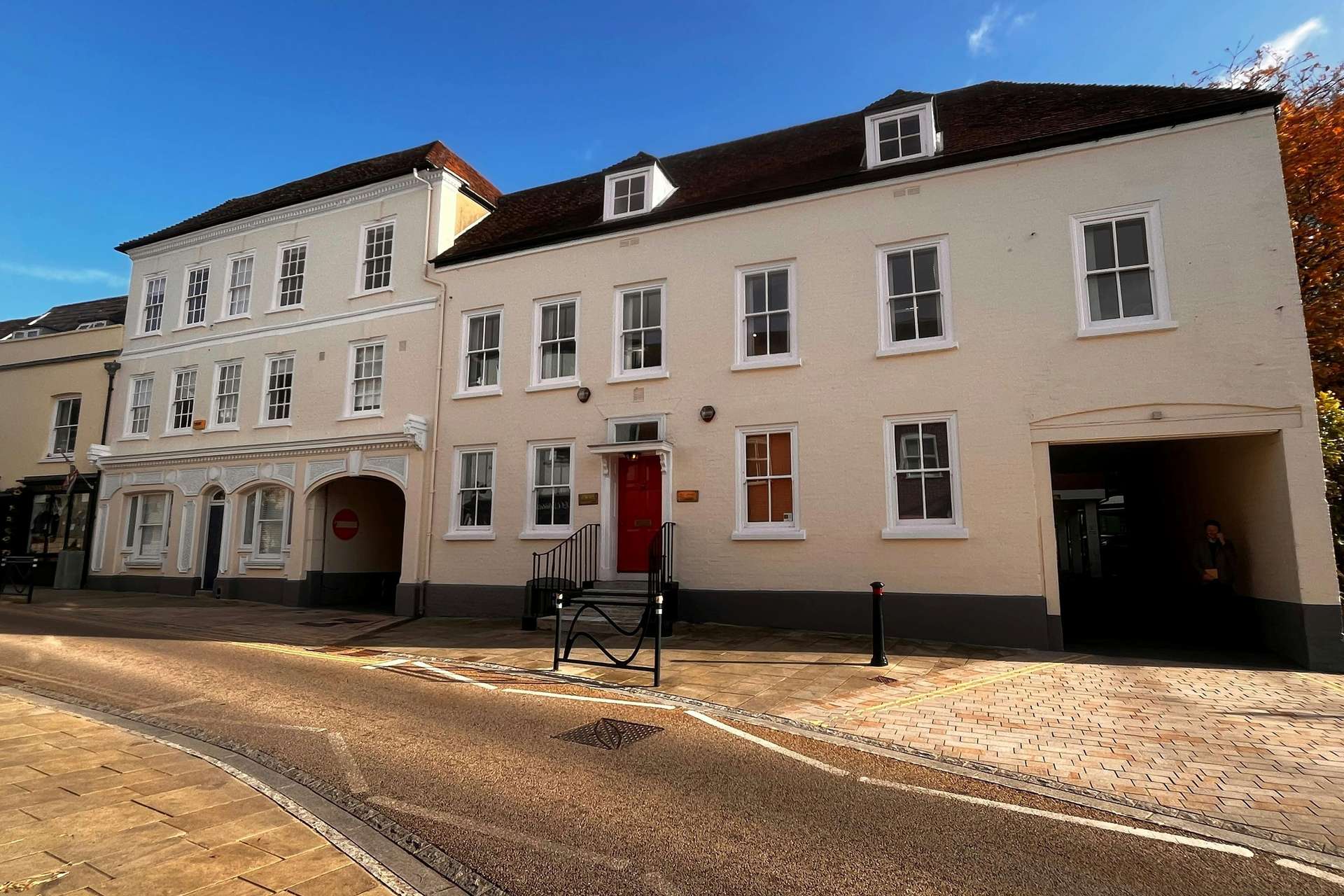 30-32 Bell Street, Romsey, Hampshire, SO51 8GW