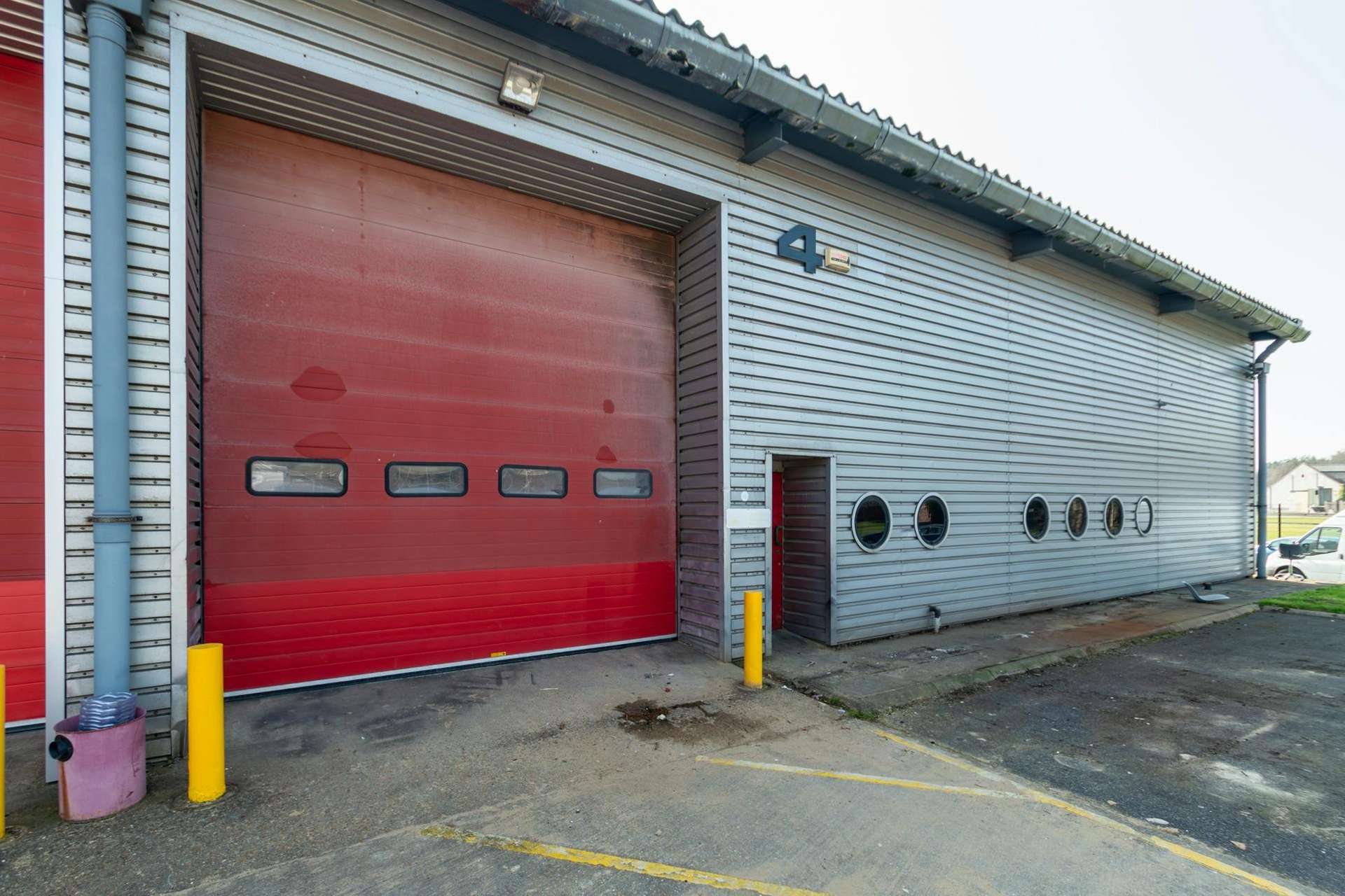Unit 4, Holton Road, Poole, Dorset, BH16 6LN