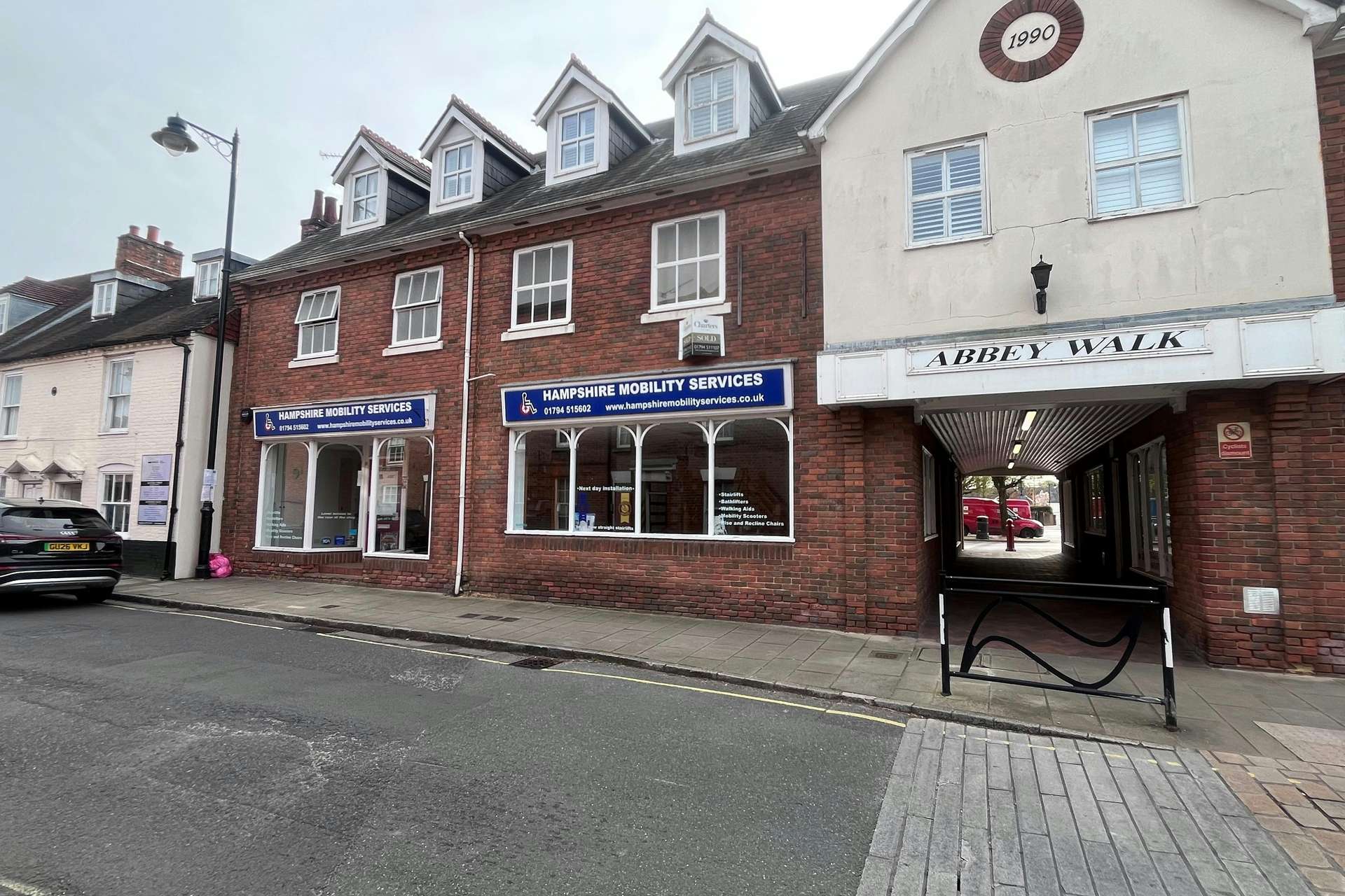 1 & 2 Abbey Walk, Romsey, Hampshire, SO51 8JQ