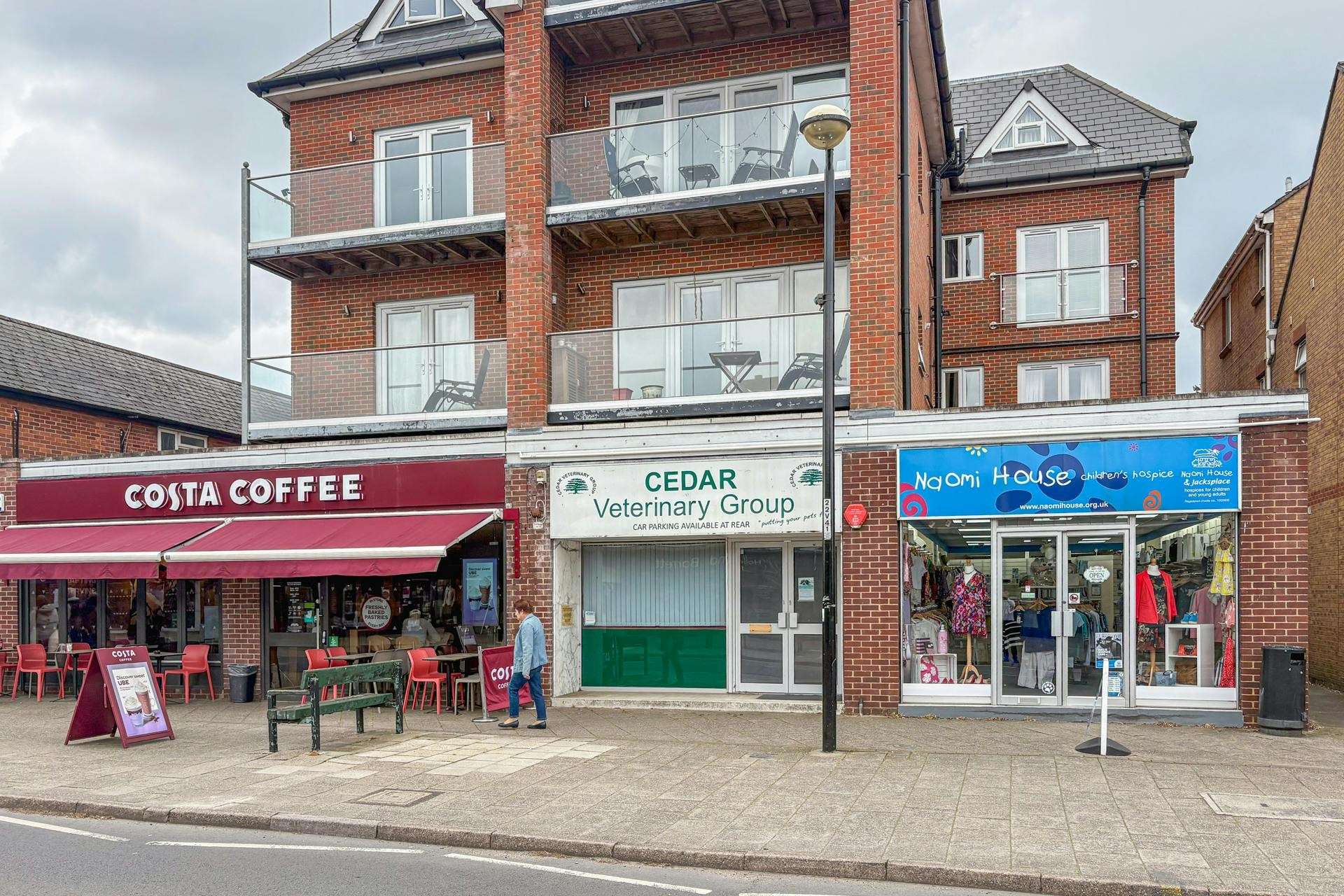 81 Victoria Road, Ferndown, Dorset, BH22 9HU