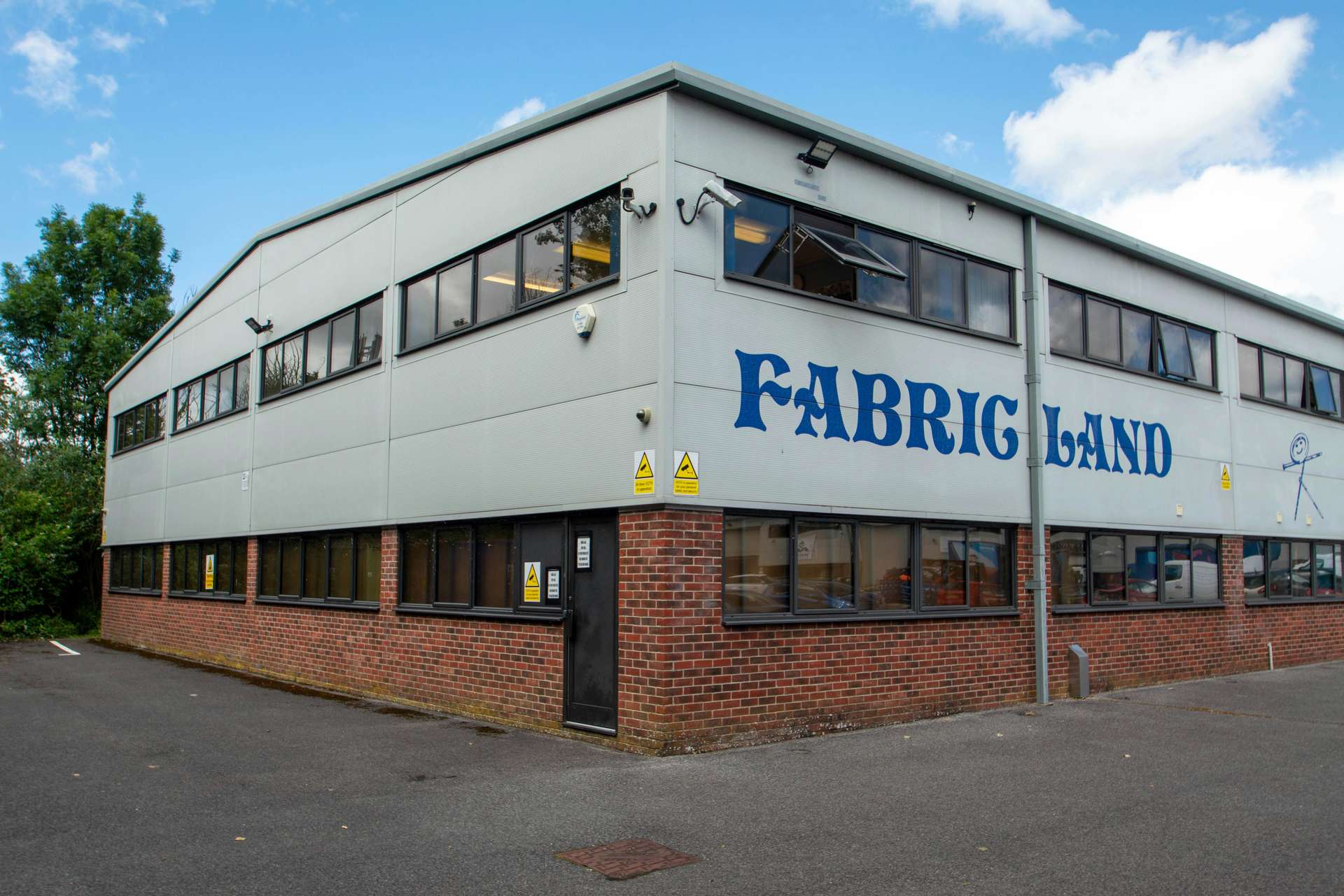 4 Kingfisher Park, Headlands Business Park, Ringwood, Hampshire, BH24 3NX