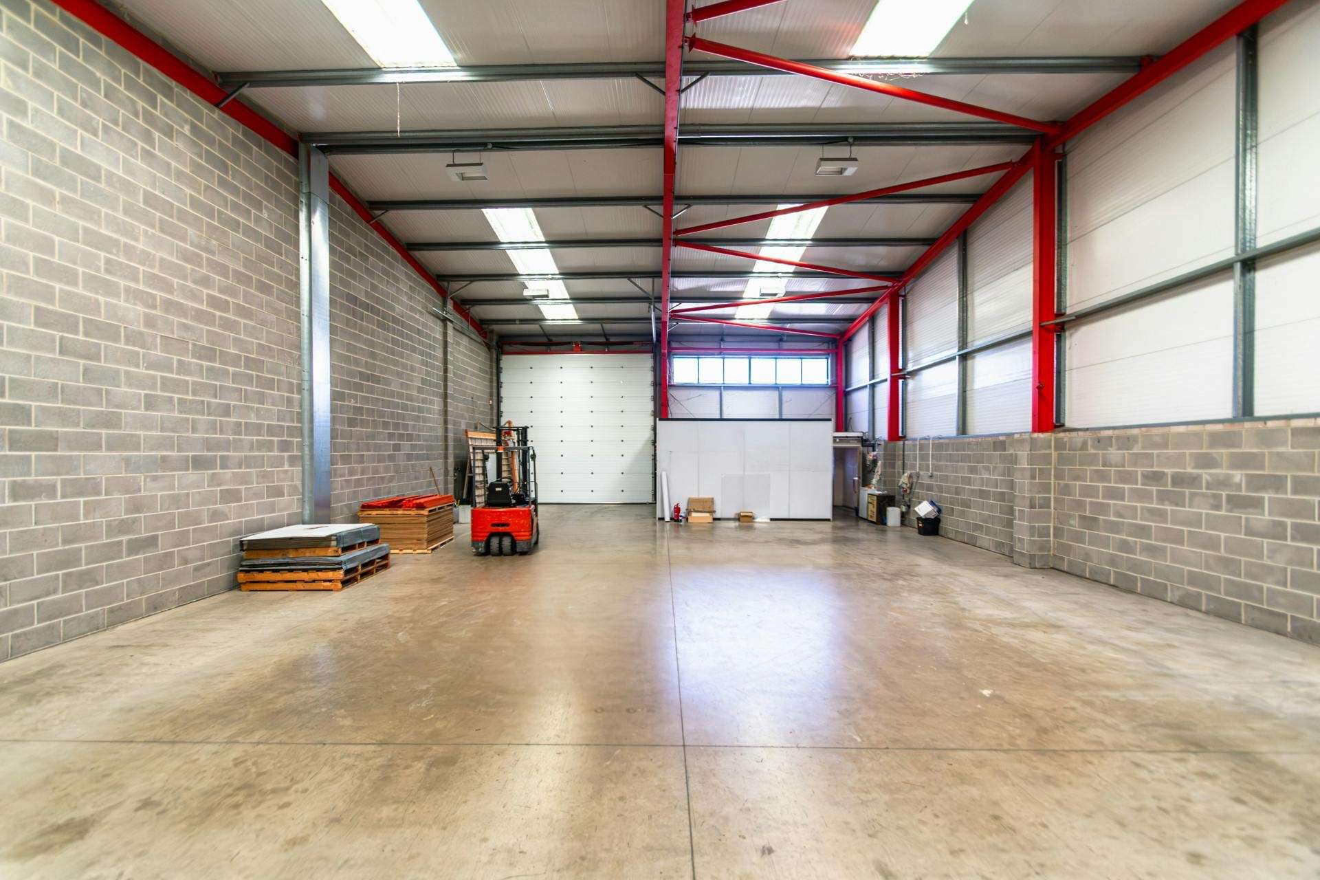 Unit 7, Kingfisher Park, Ringwood, Hampshire, BH24 3NX