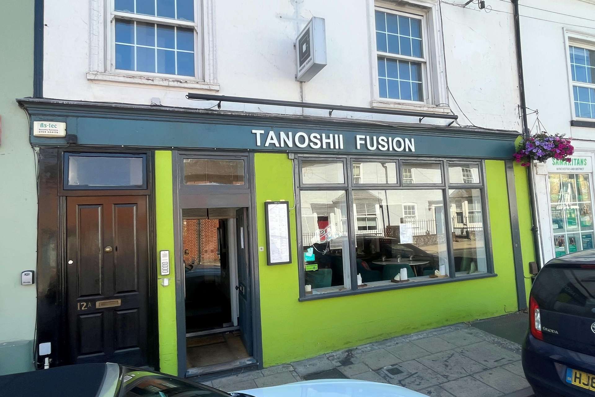 12 Upper High Street, Winchester, Hampshire, SO23 8UT