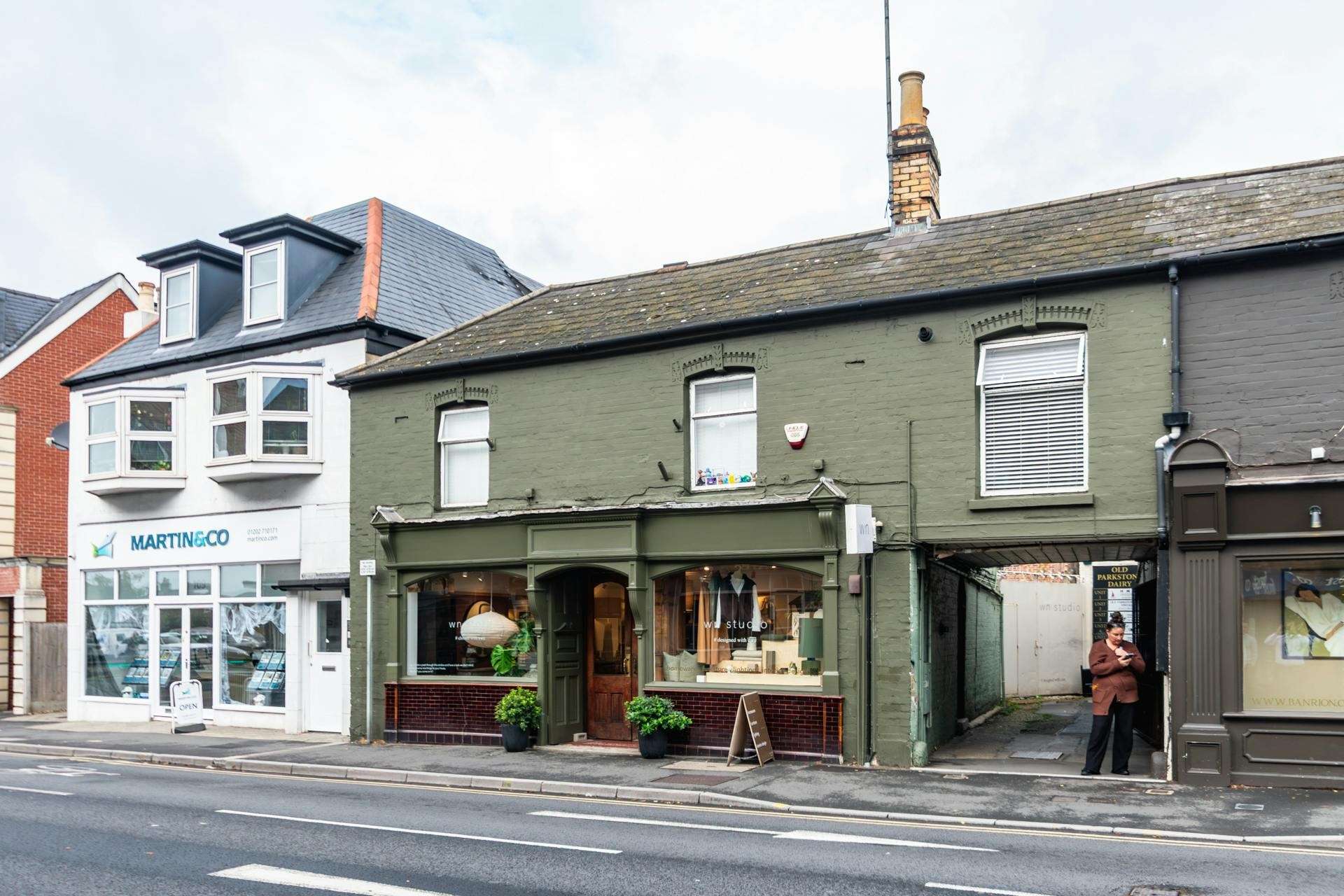 111/111A Commercial Road, Poole, Dorset, BH14 0JD