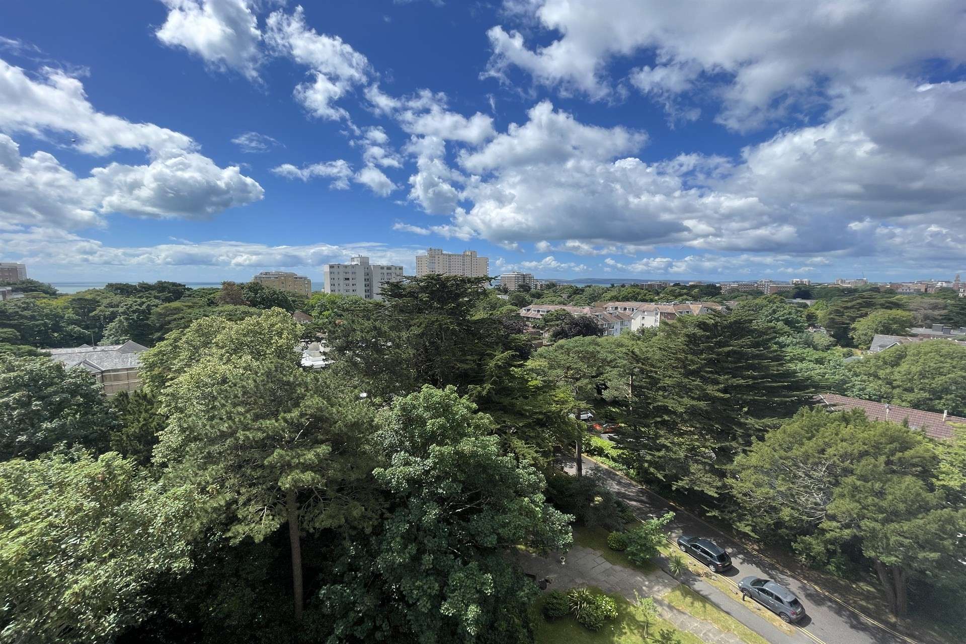 TWO BEDROOM PENTHOUSE WITH PLEASANT VIEWS
