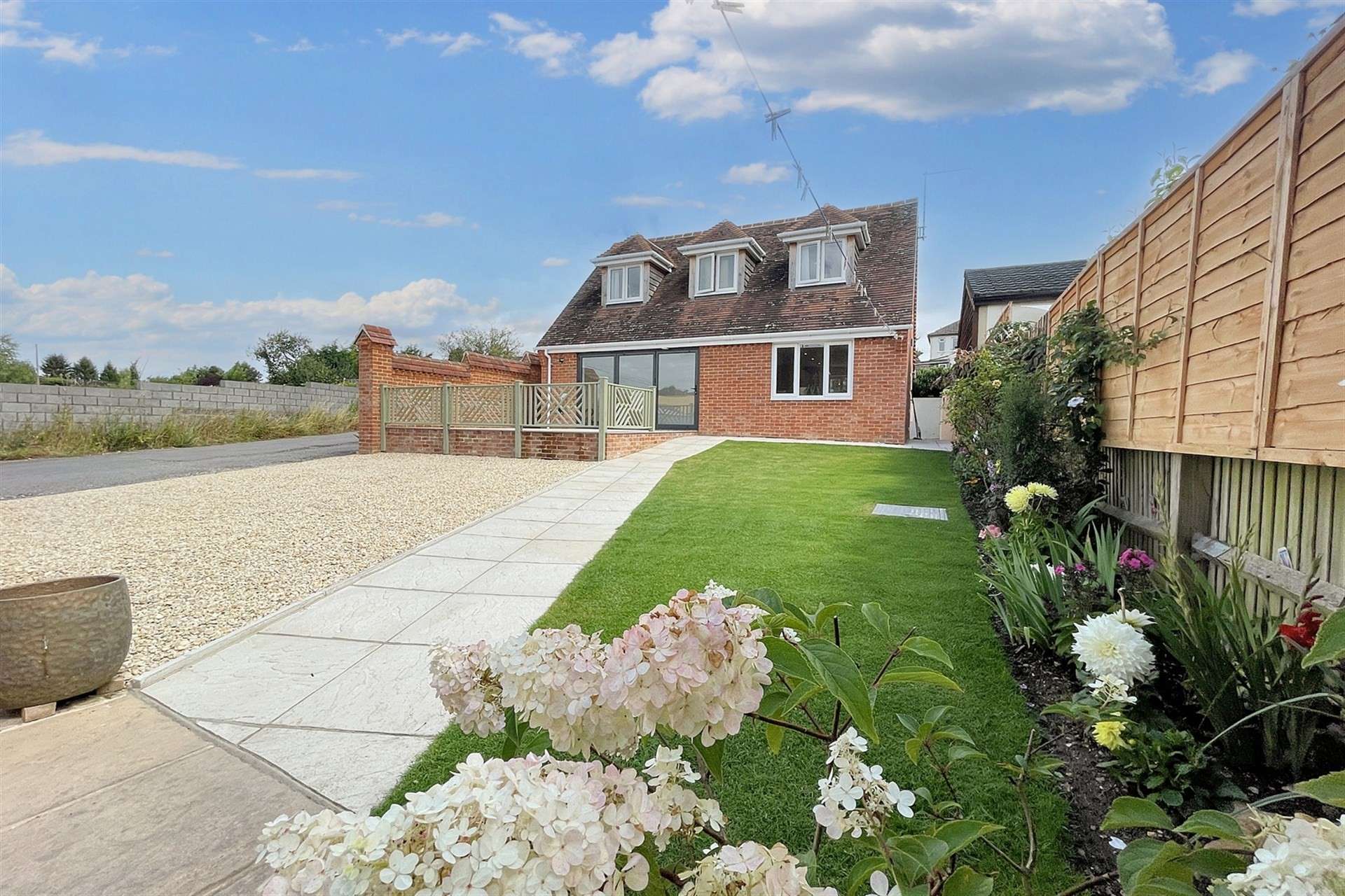 Highland View, South Newton