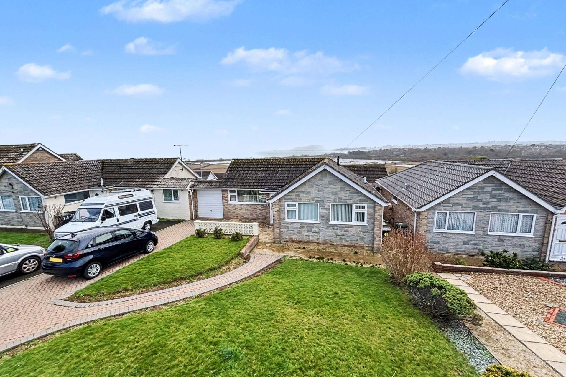 Brackendown Avenue