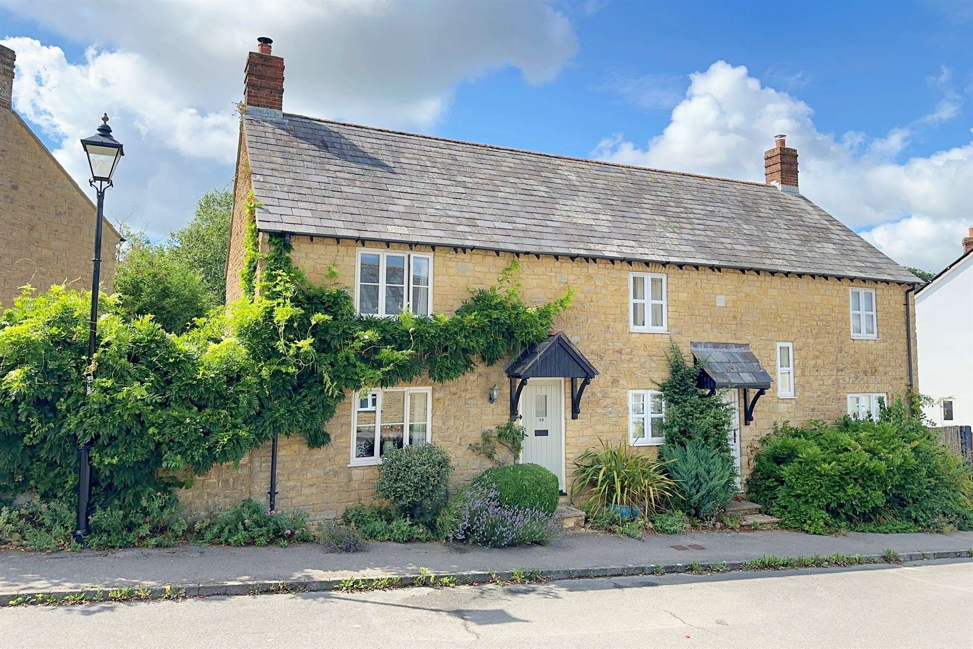 Broadwindsor