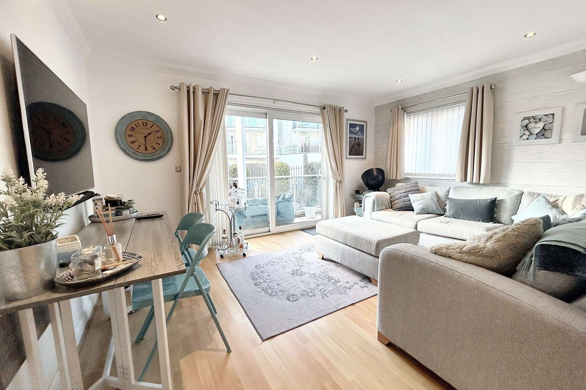 Ocean Breeze , 10 Studland Road