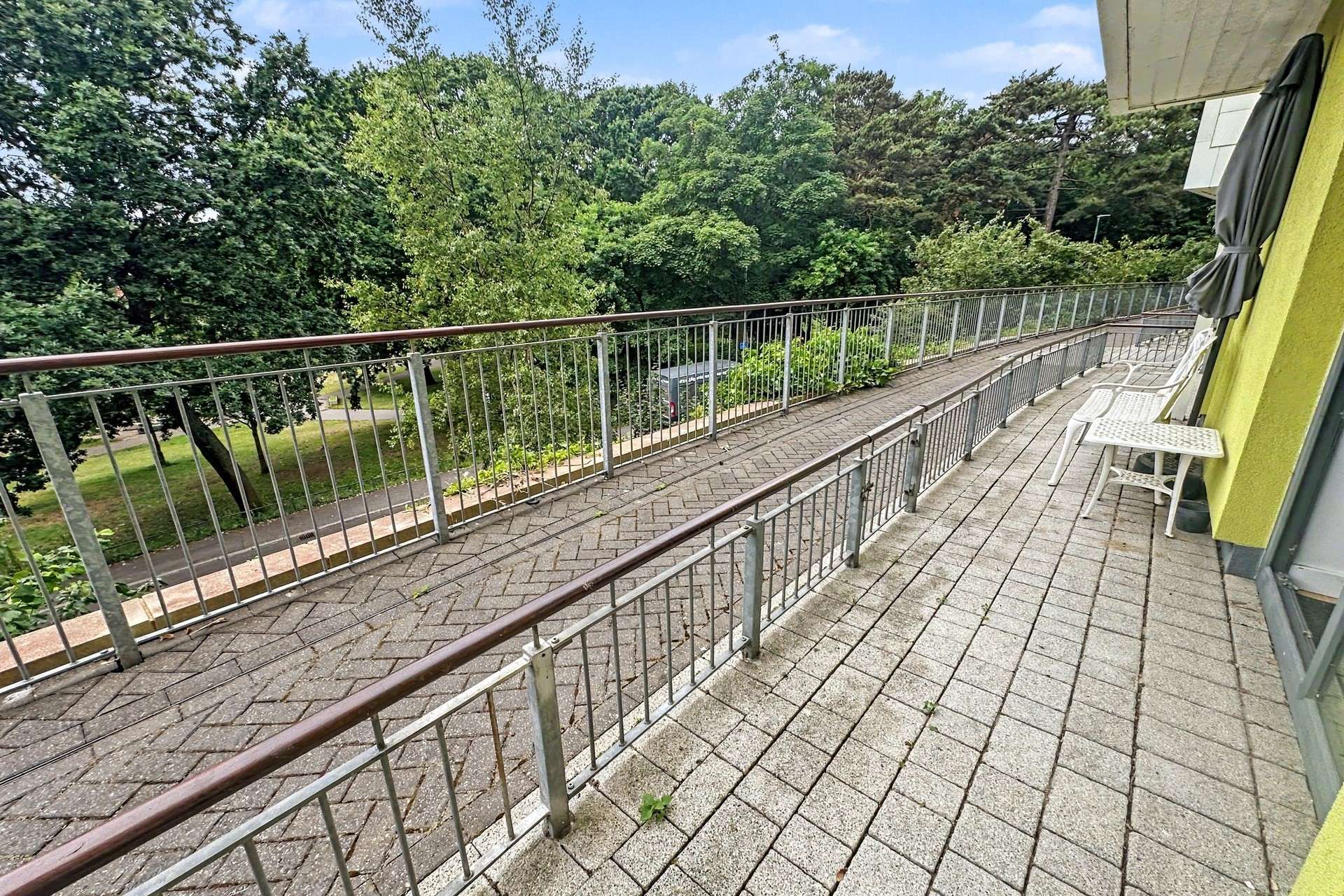 Madeira Road