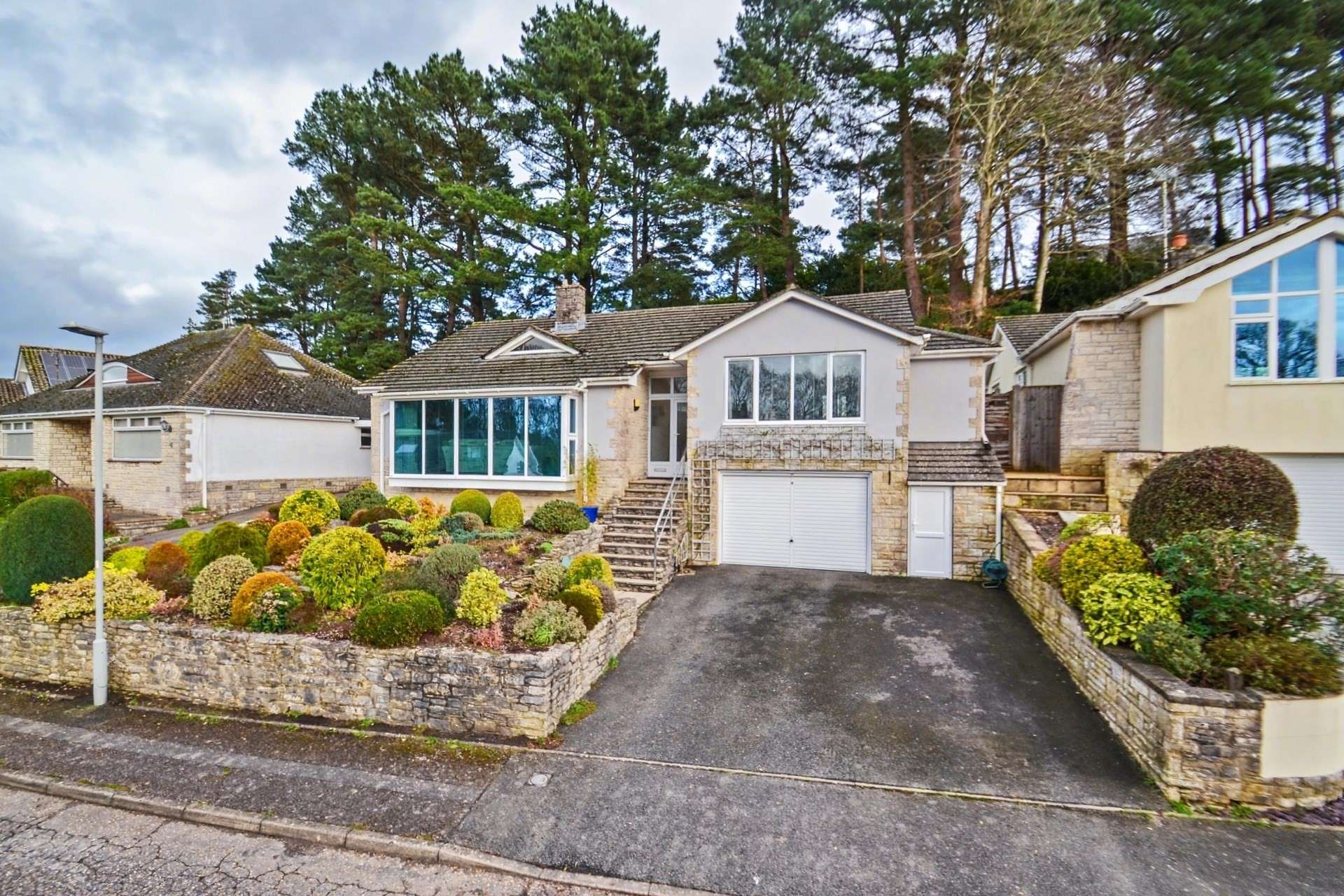 Greensleeves Avenue, Broadstone