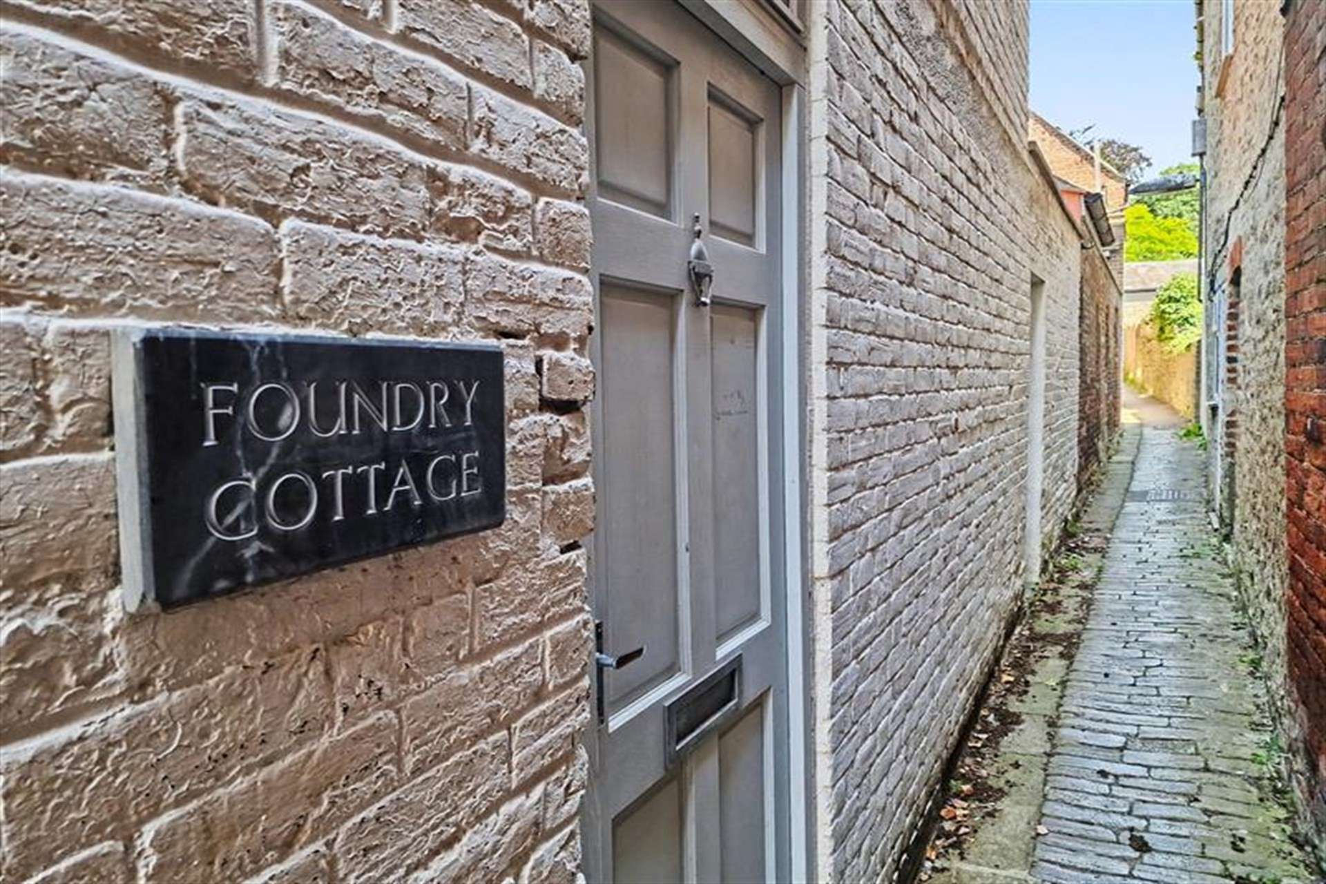 Globe Lane, Bridport