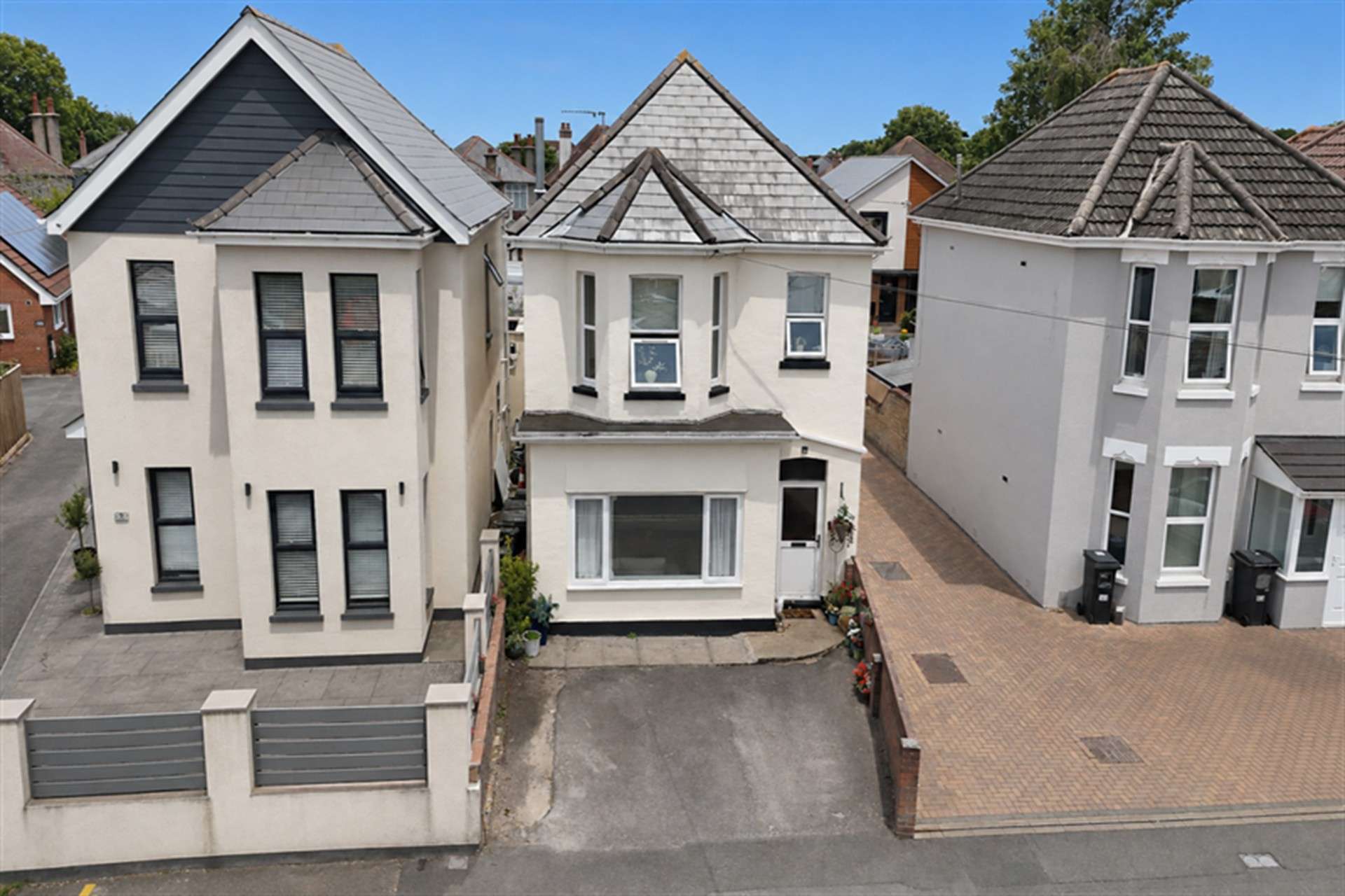 7 Woodside Road