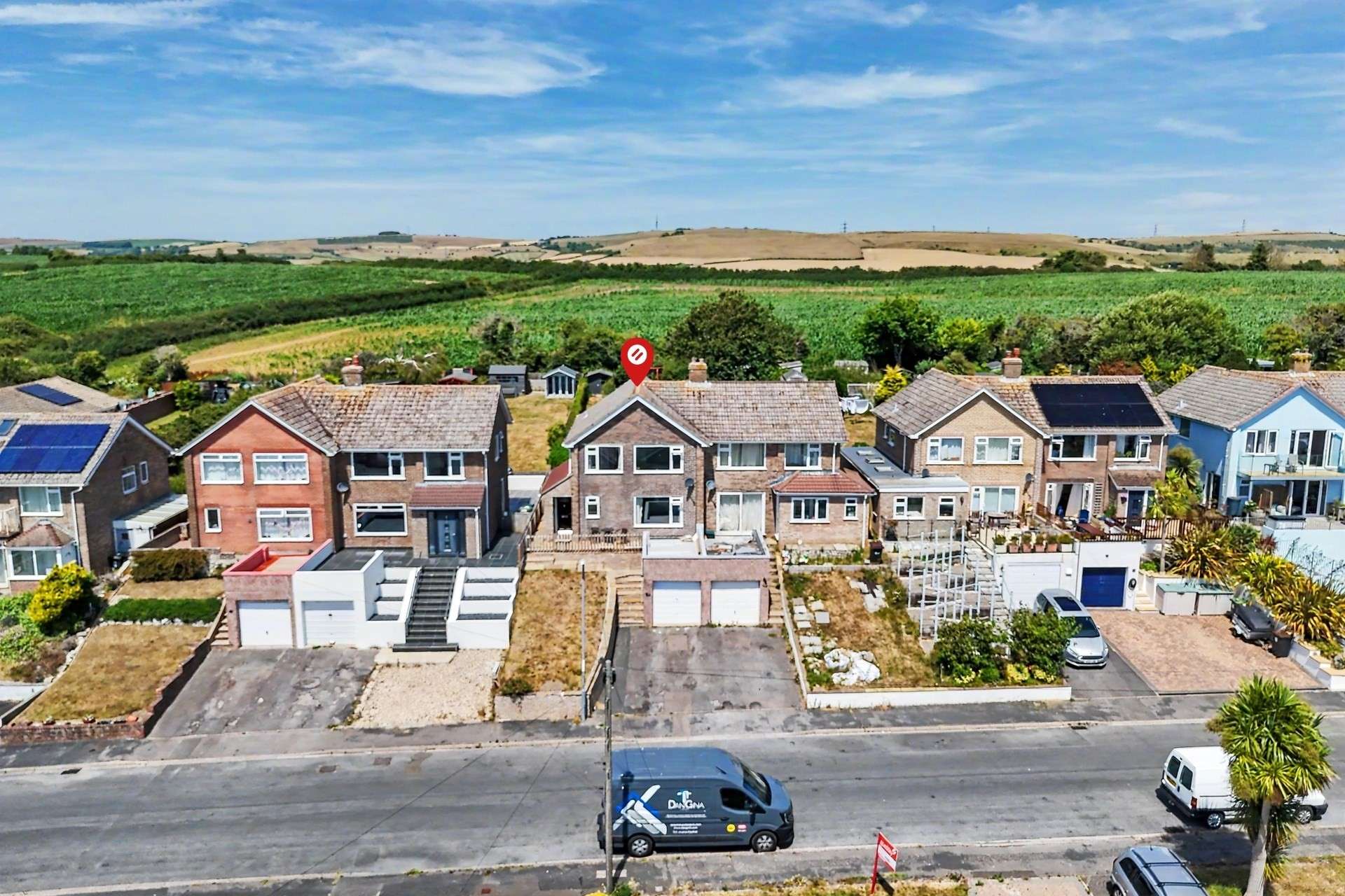 Brackendown Avenue