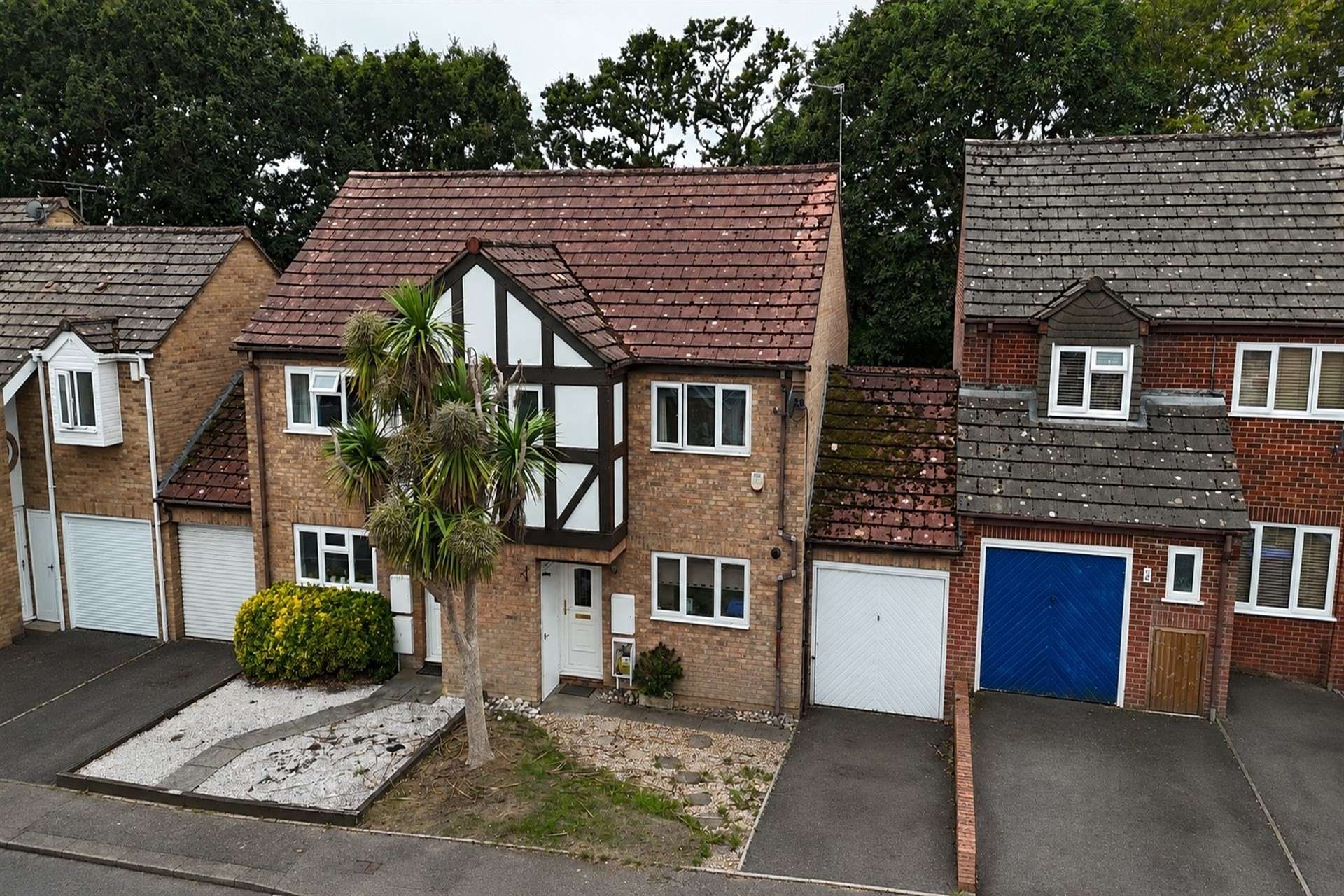 Primrose Gardens, Creekmoor