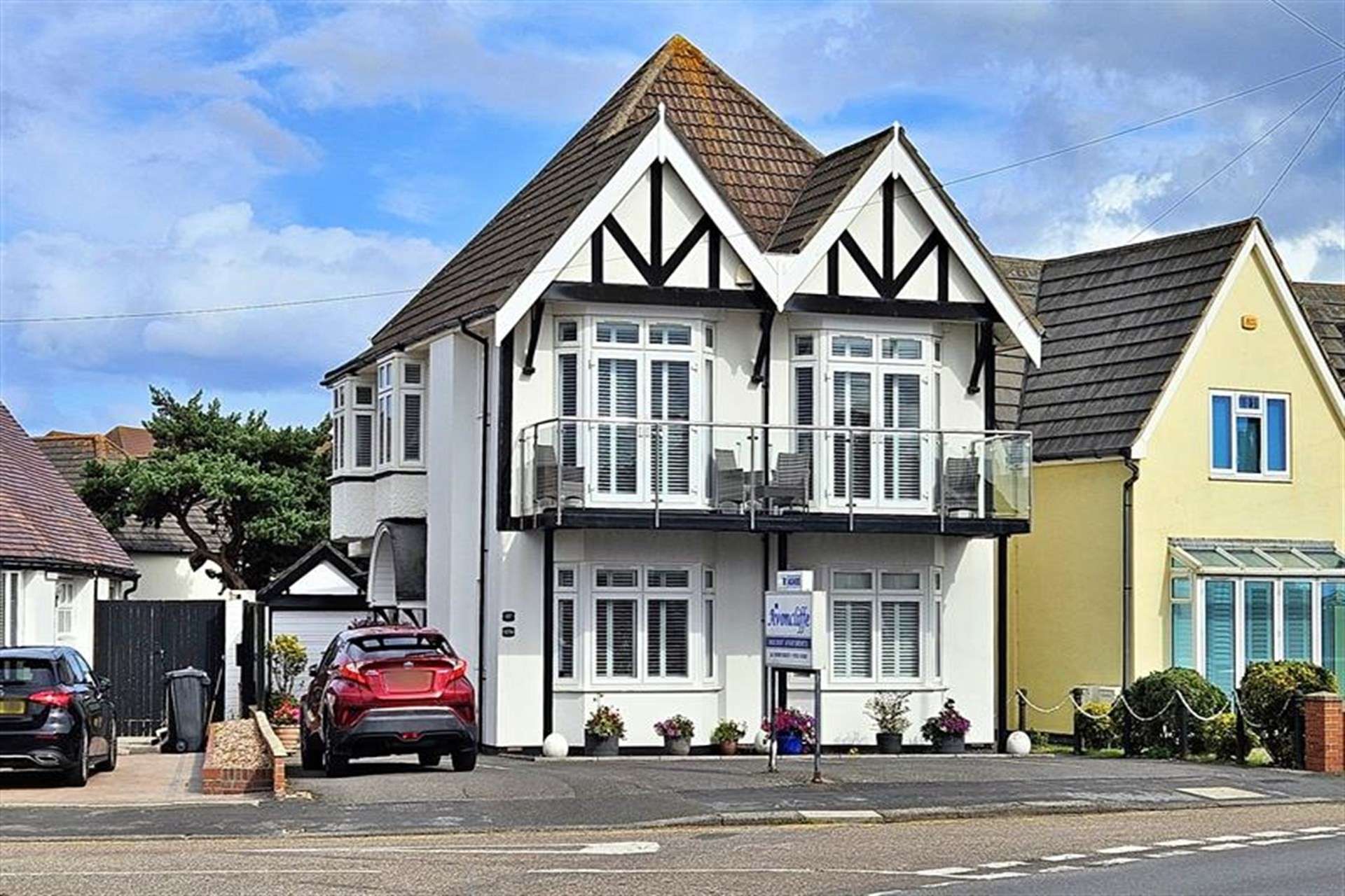 Southbourne Overcliff Drive