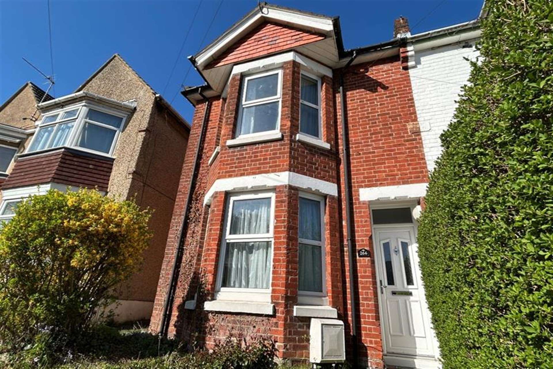 Broadlands Road