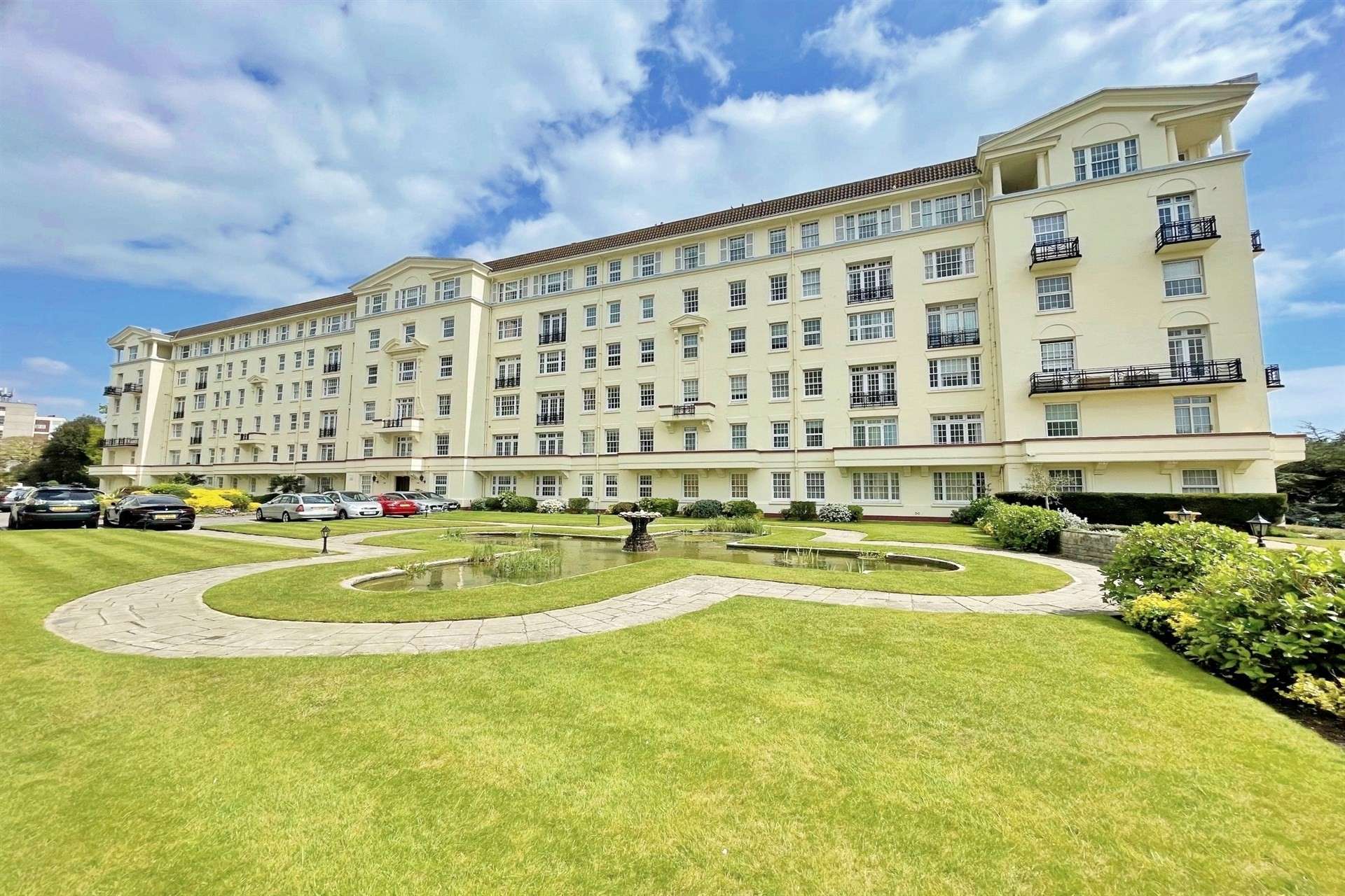 Bath Hill Court